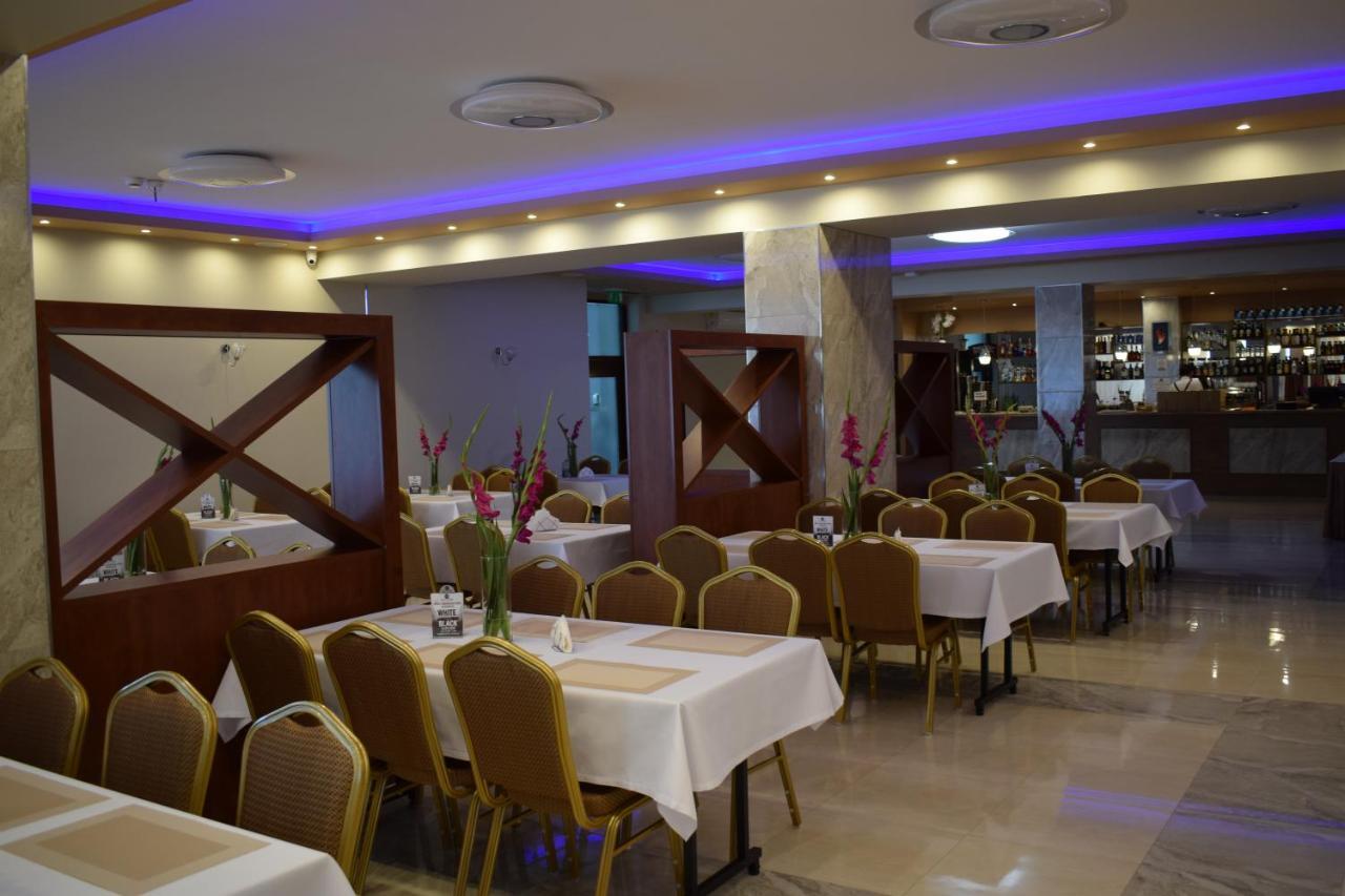 Hotel Bialy Waldenburg Exterior foto
